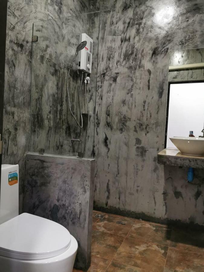 Laila​ Place Hotell Ko Lanta Exteriör bild