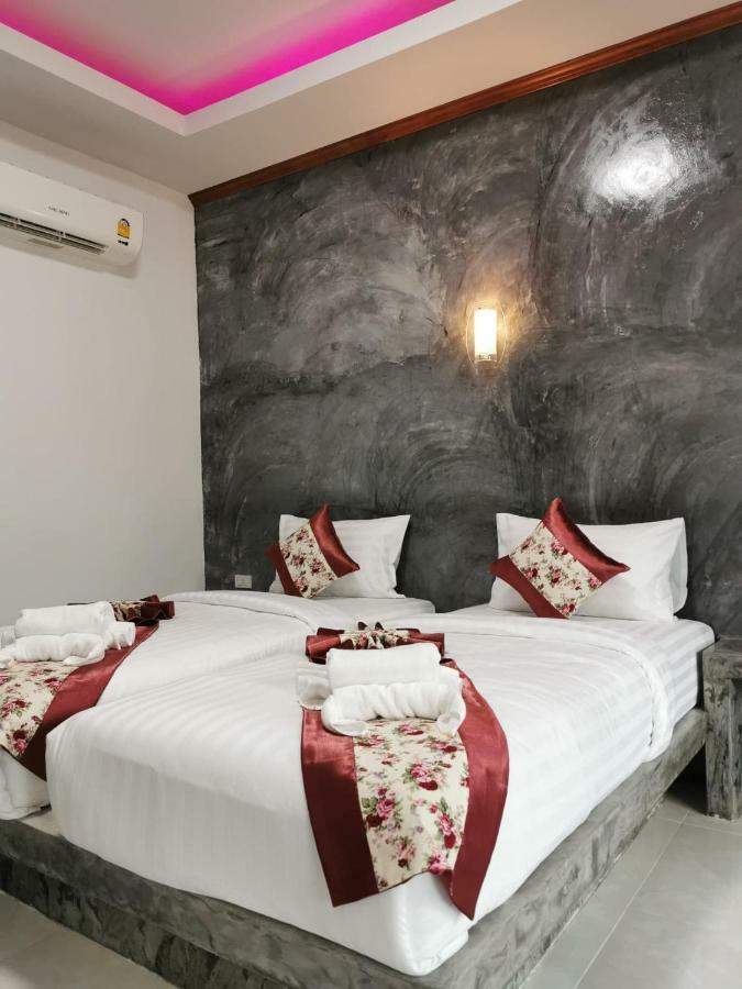 Laila​ Place Hotell Ko Lanta Exteriör bild