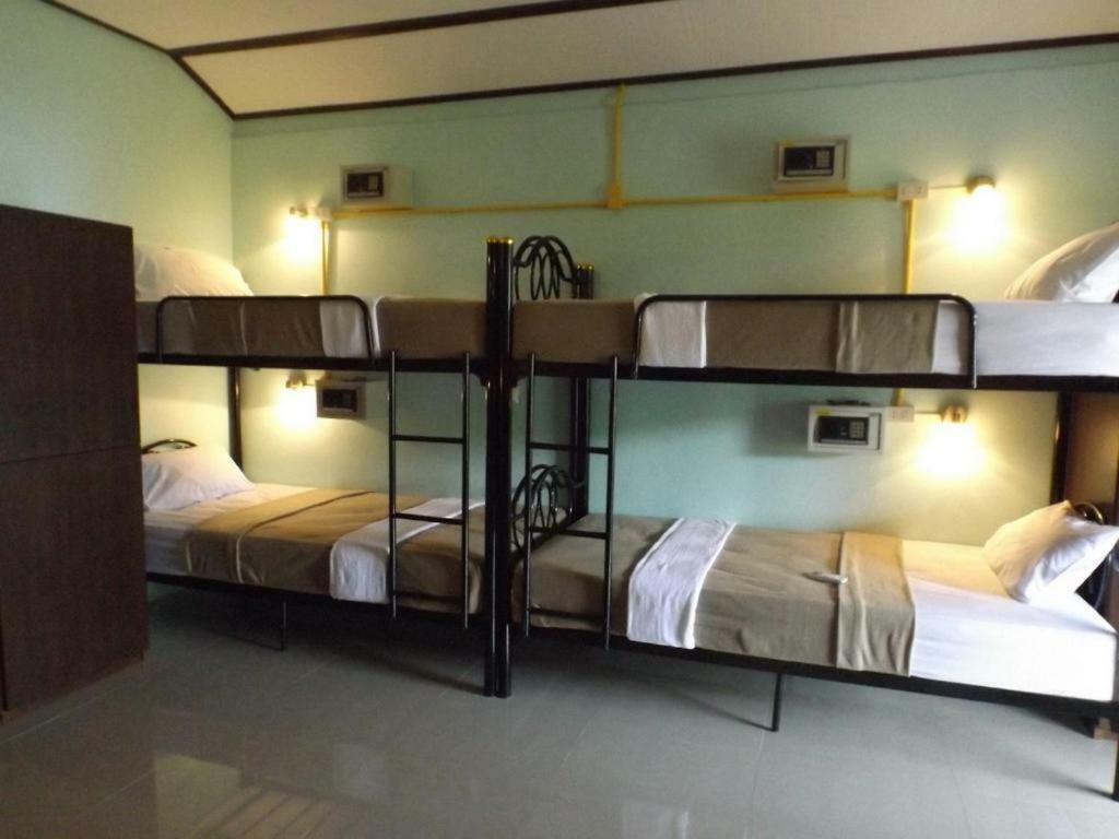 Laila​ Place Hotell Ko Lanta Exteriör bild