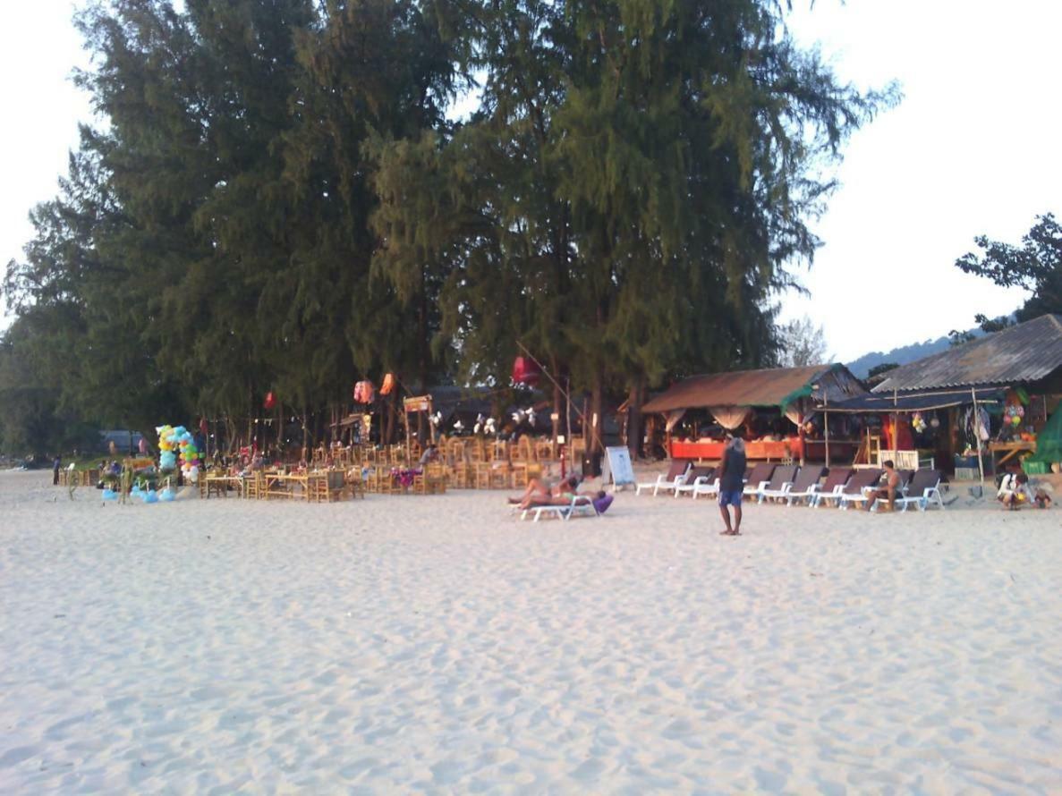 Laila​ Place Hotell Ko Lanta Exteriör bild